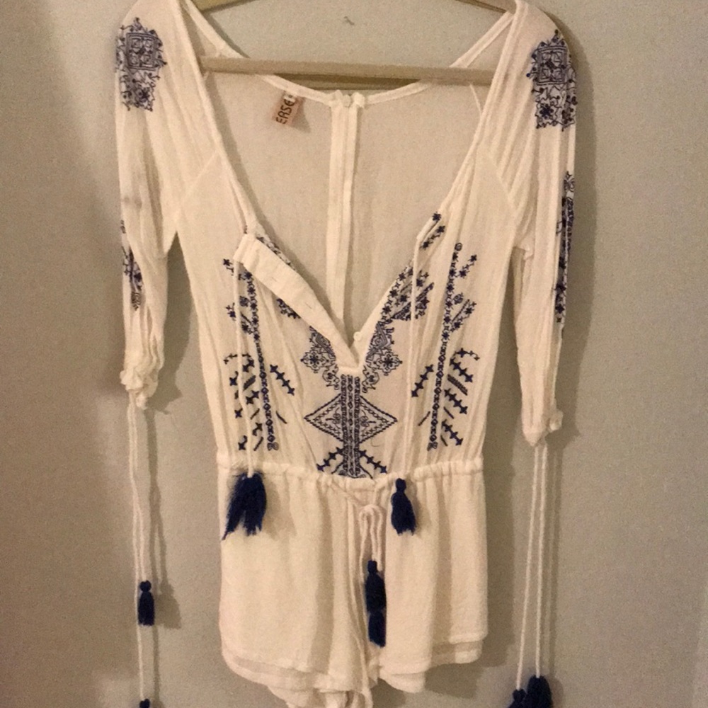 Mura Boutique Off shoulder romper